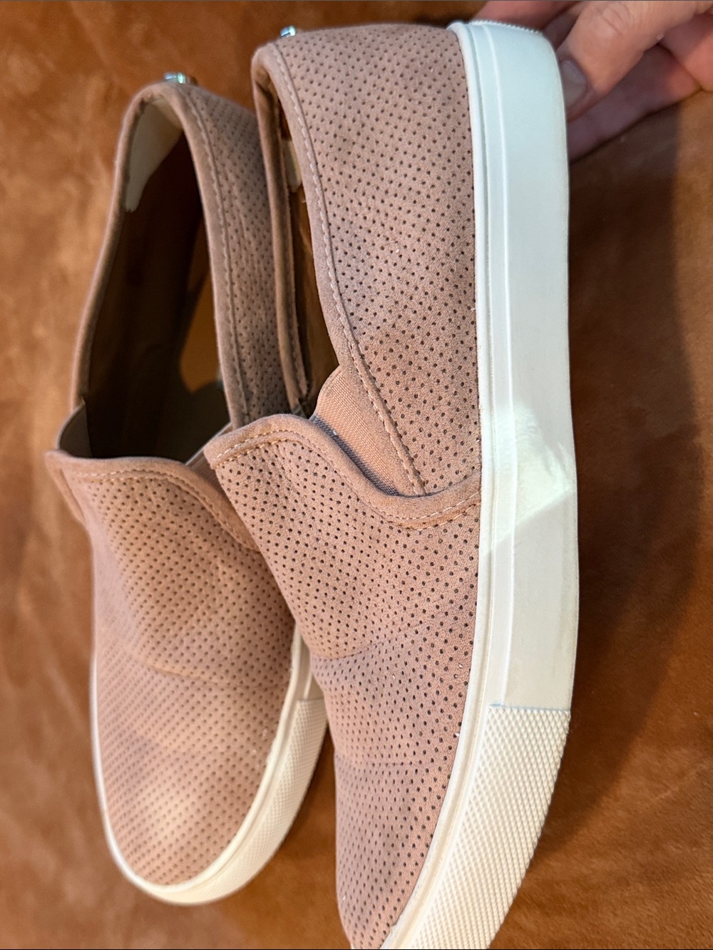 Steve Madden Perforated Slip-On Loafer in Blush and White Soles Size 9.5